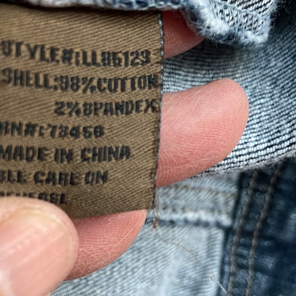 Authentic Lee Denim Jacket - Picture 5 of 6